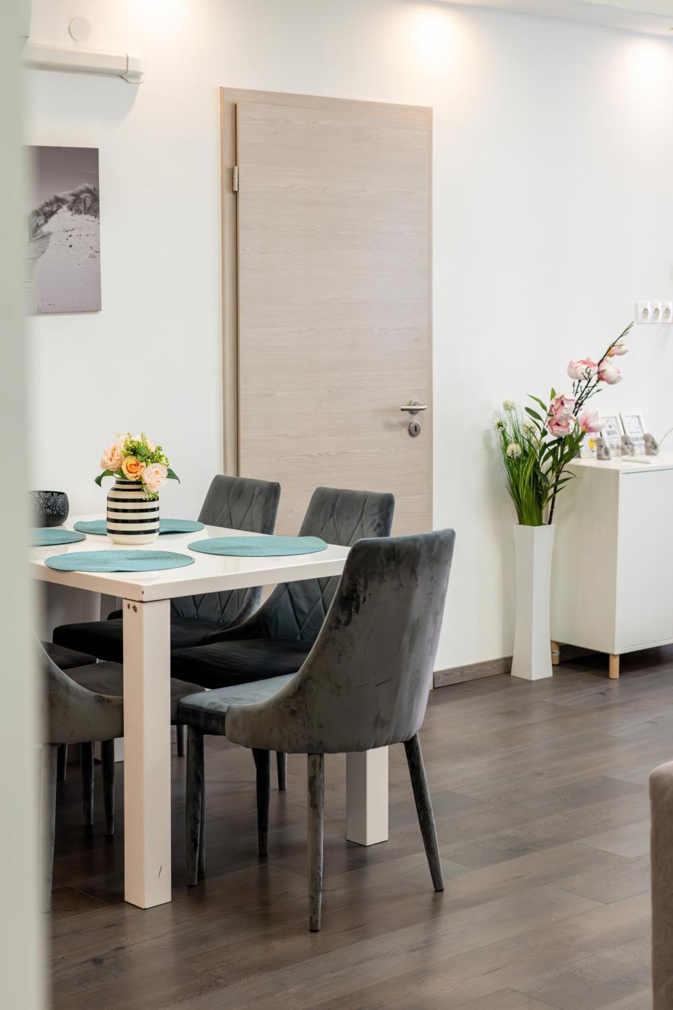 Rumbach 2022 Modern Apartment Budapest Exterior photo